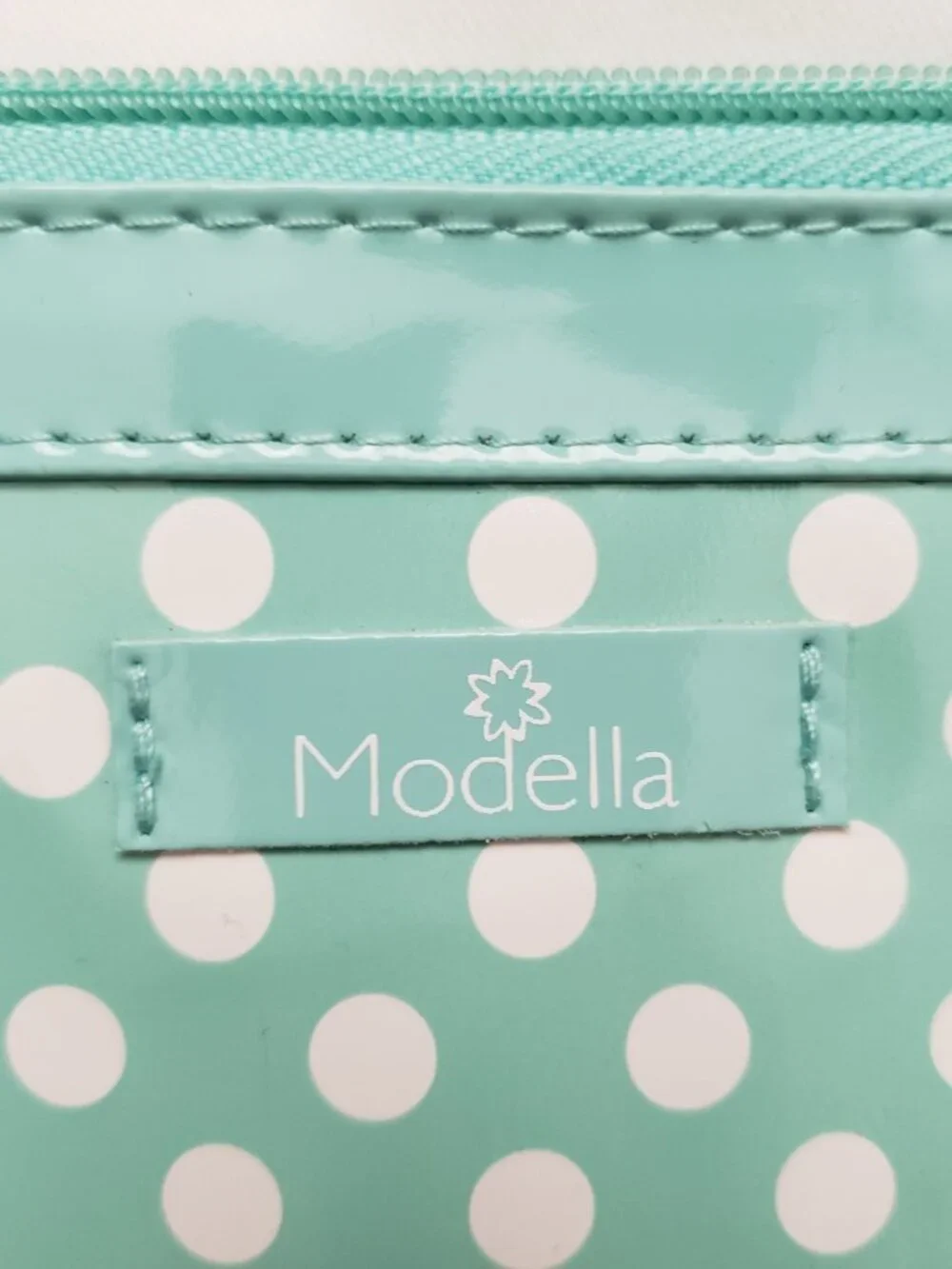 Modella mint & white polka dot makeup travel bag zipper closure storage 6 x 8
